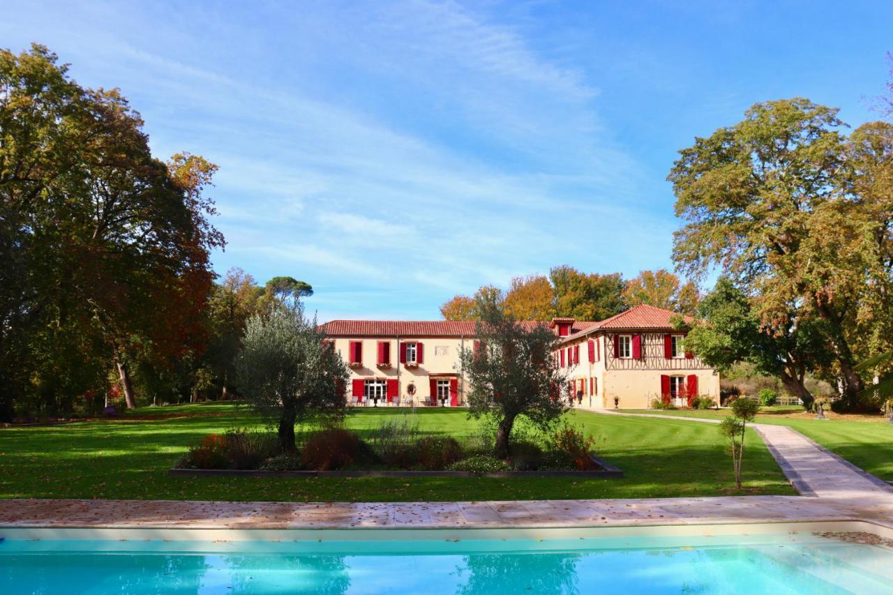 Maison D'hôtes Sainte-Marie Mirande (Gers) Exterior foto